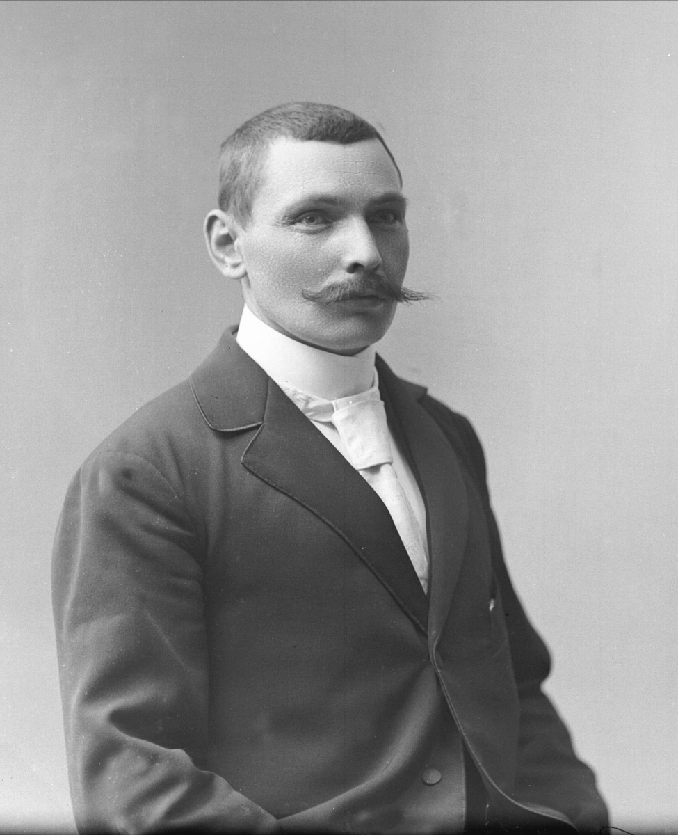 Gustav Borgen, NFB.30059