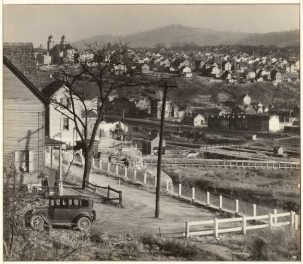 Walker Evans, [View of Easton, Pennsylvania]