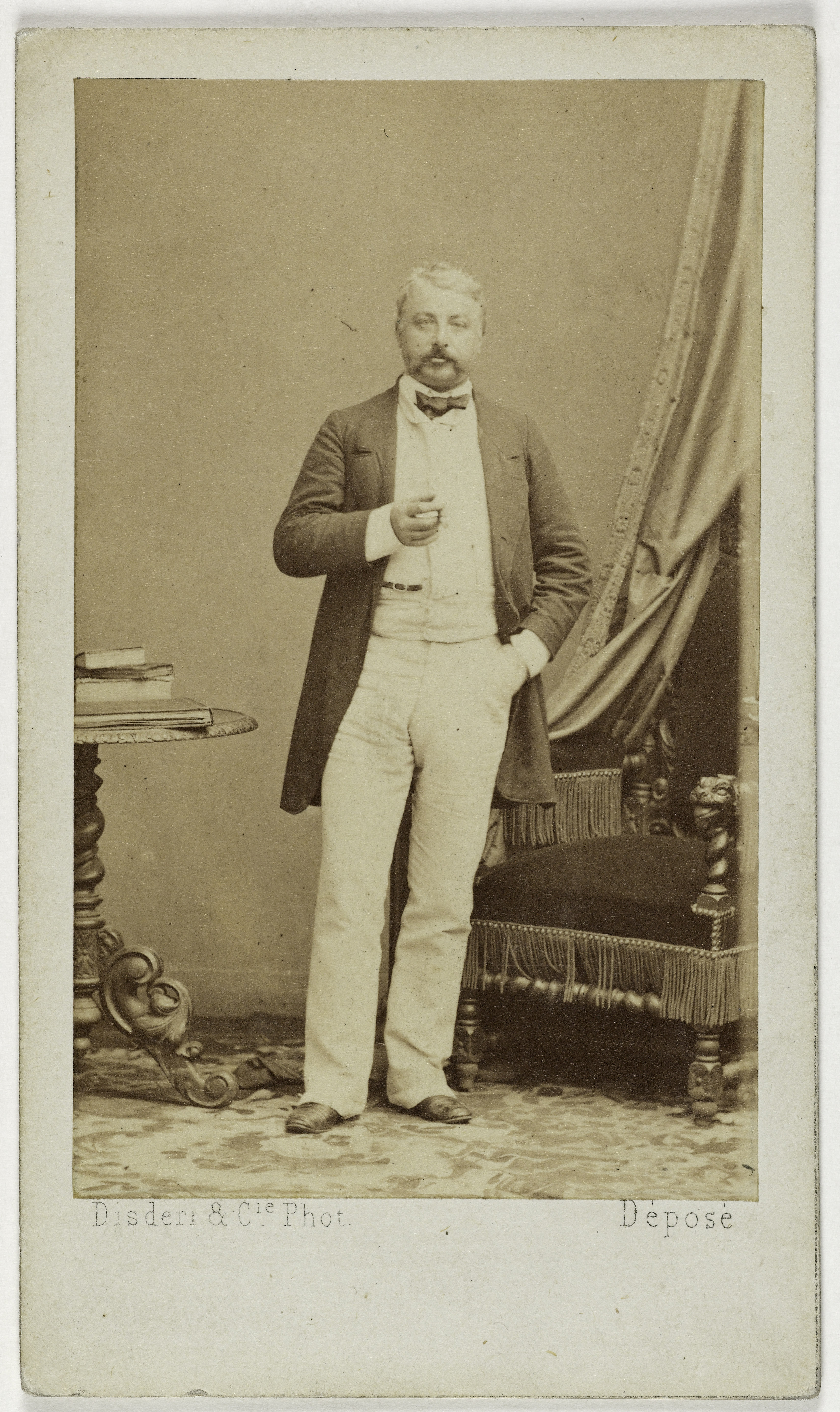 Disderi & Cie, Portrait d'Ivoy (Paulze d'), homme de lettres, journaliste
