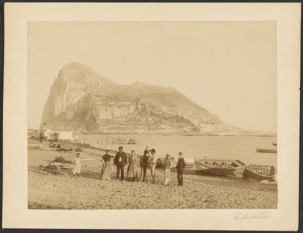 Unknown, [Group portrait in front of Rock of Gibraltar]