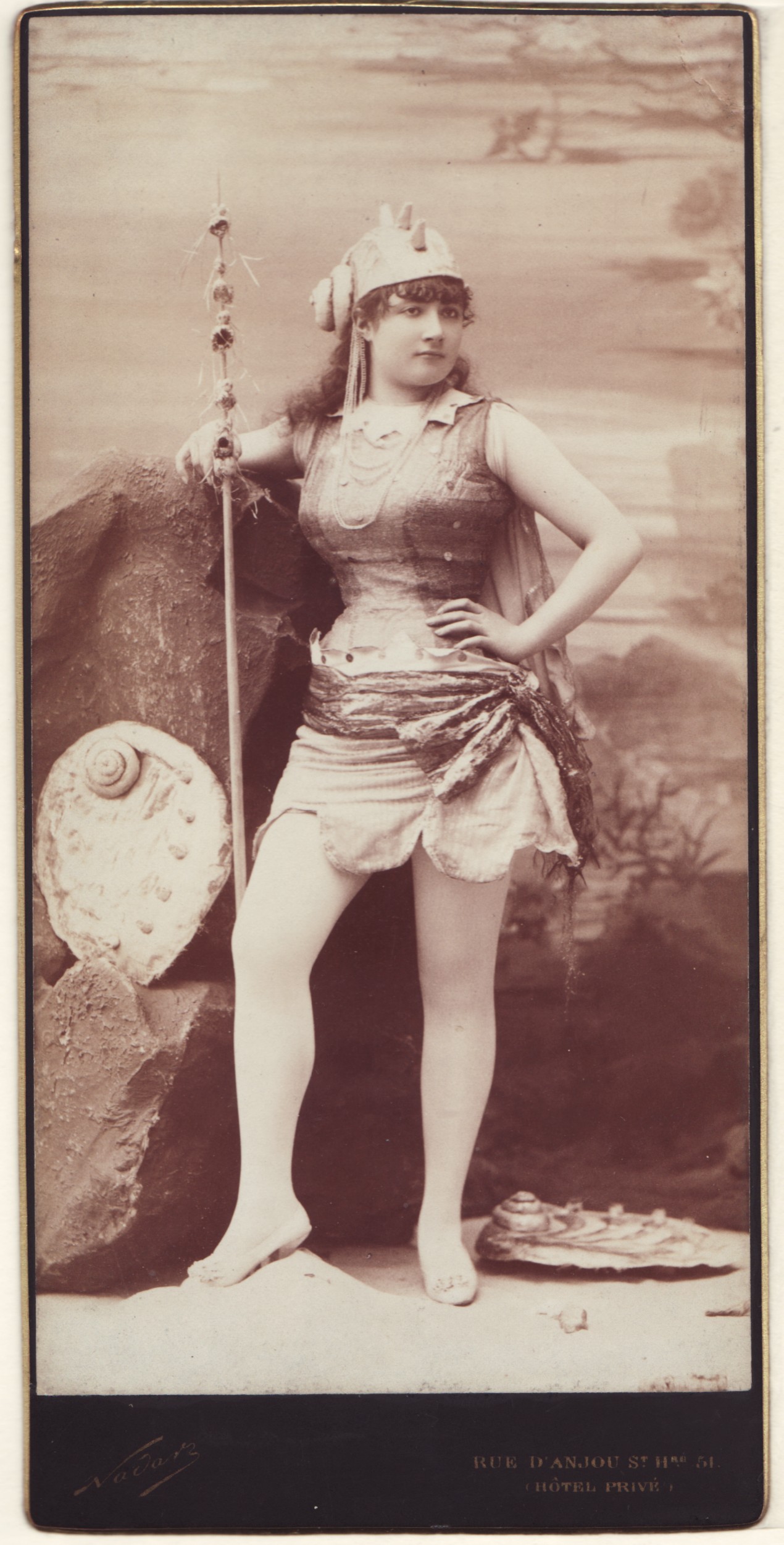 Nadar, Portrait de Marie Dubois, actrice, déguisée en femme de la mer