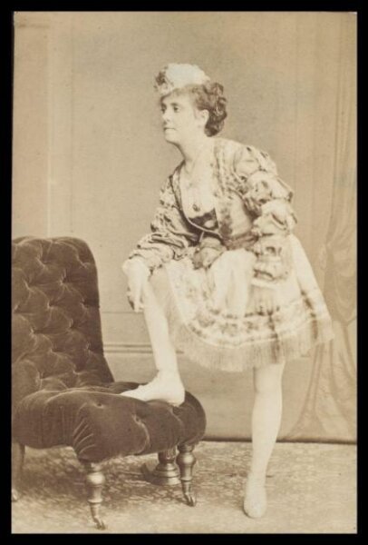 London Stereoscopic and Photographic Company, Guy Little Theatrical Photograph