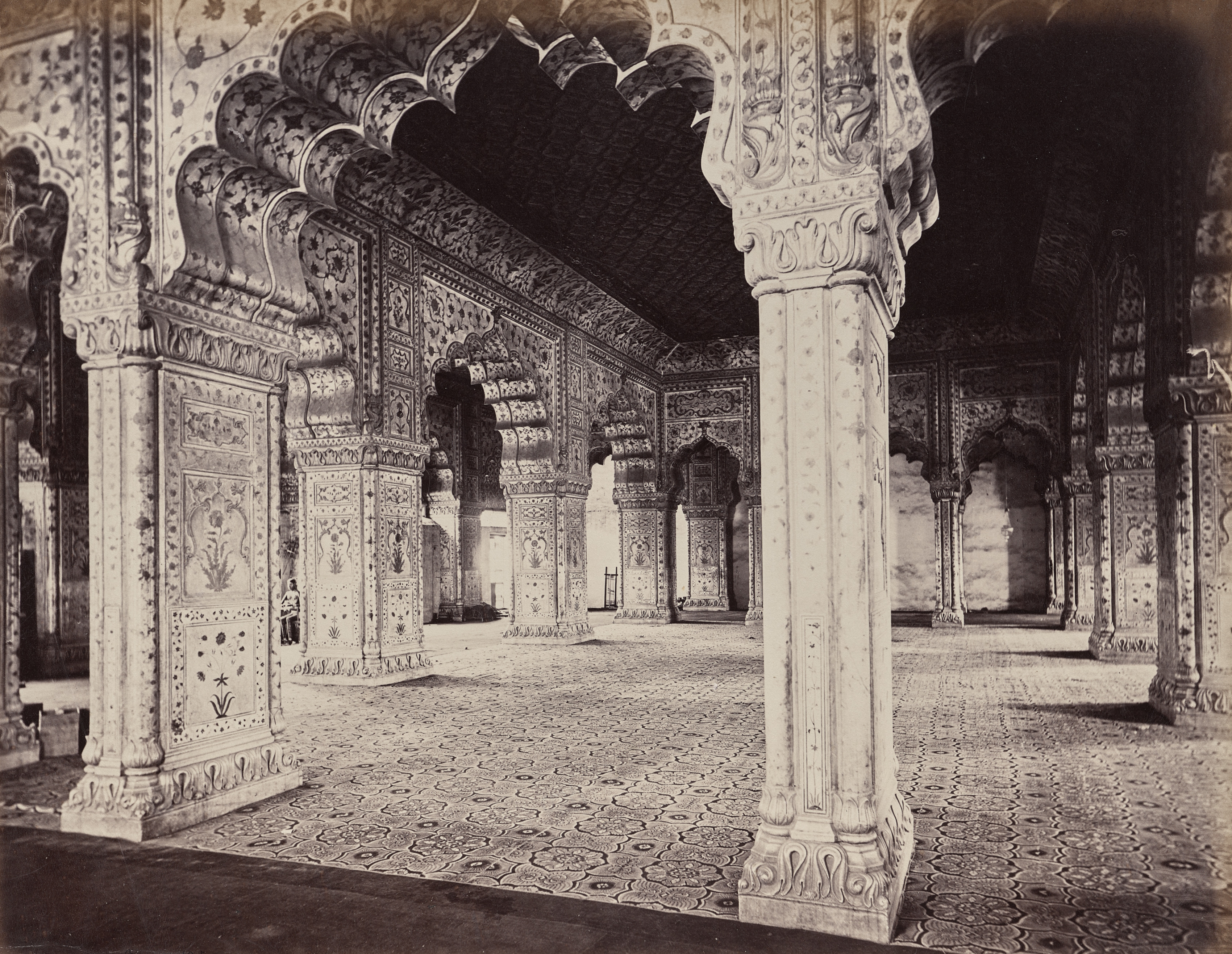 Samuel Bourne, Delhi. The Emperor's Palace. Interior of Dewani in Private Hall