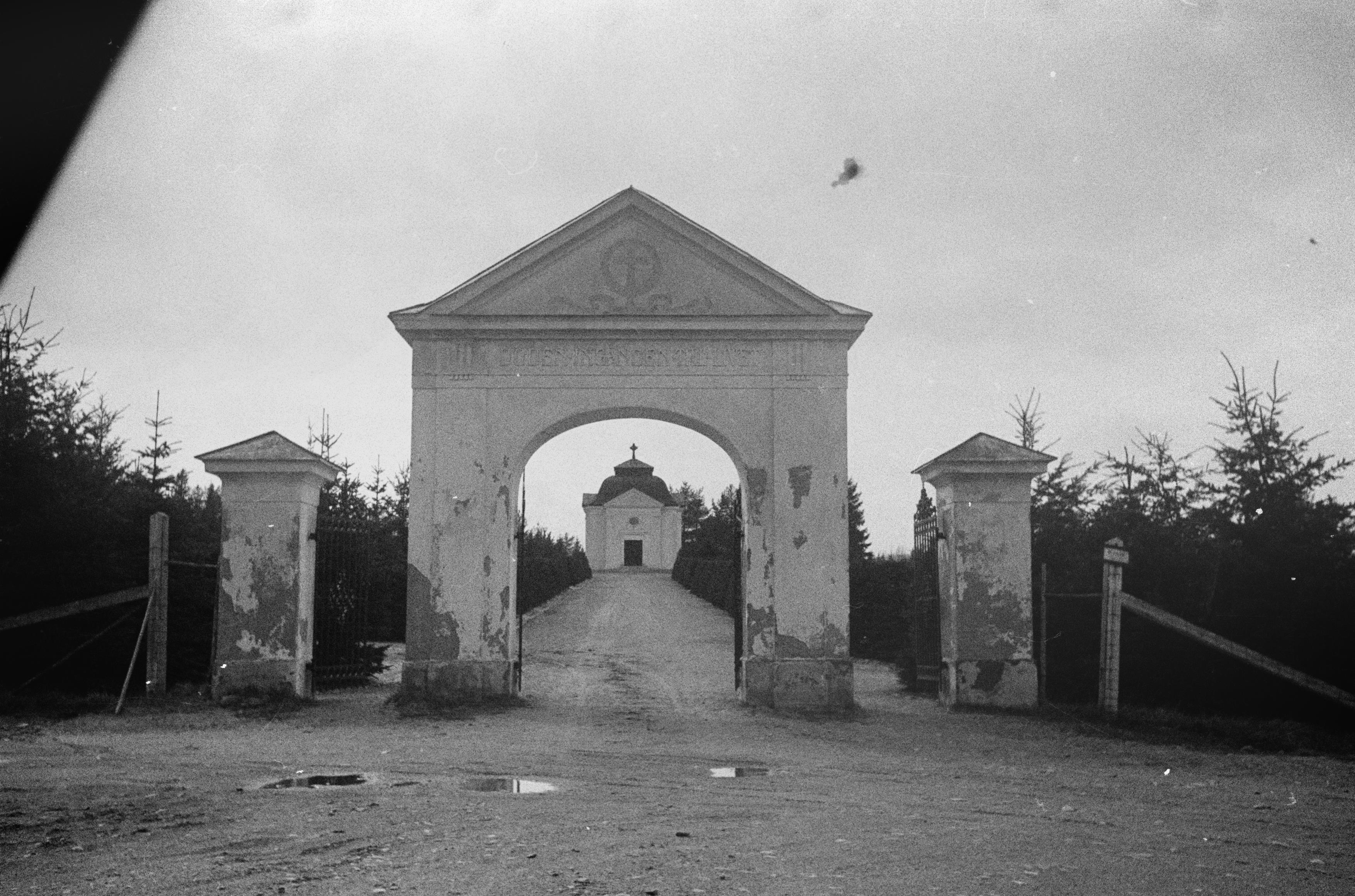 Bertil Berthelson, Härnösand, gravkapellet På Gamla kyrkogården