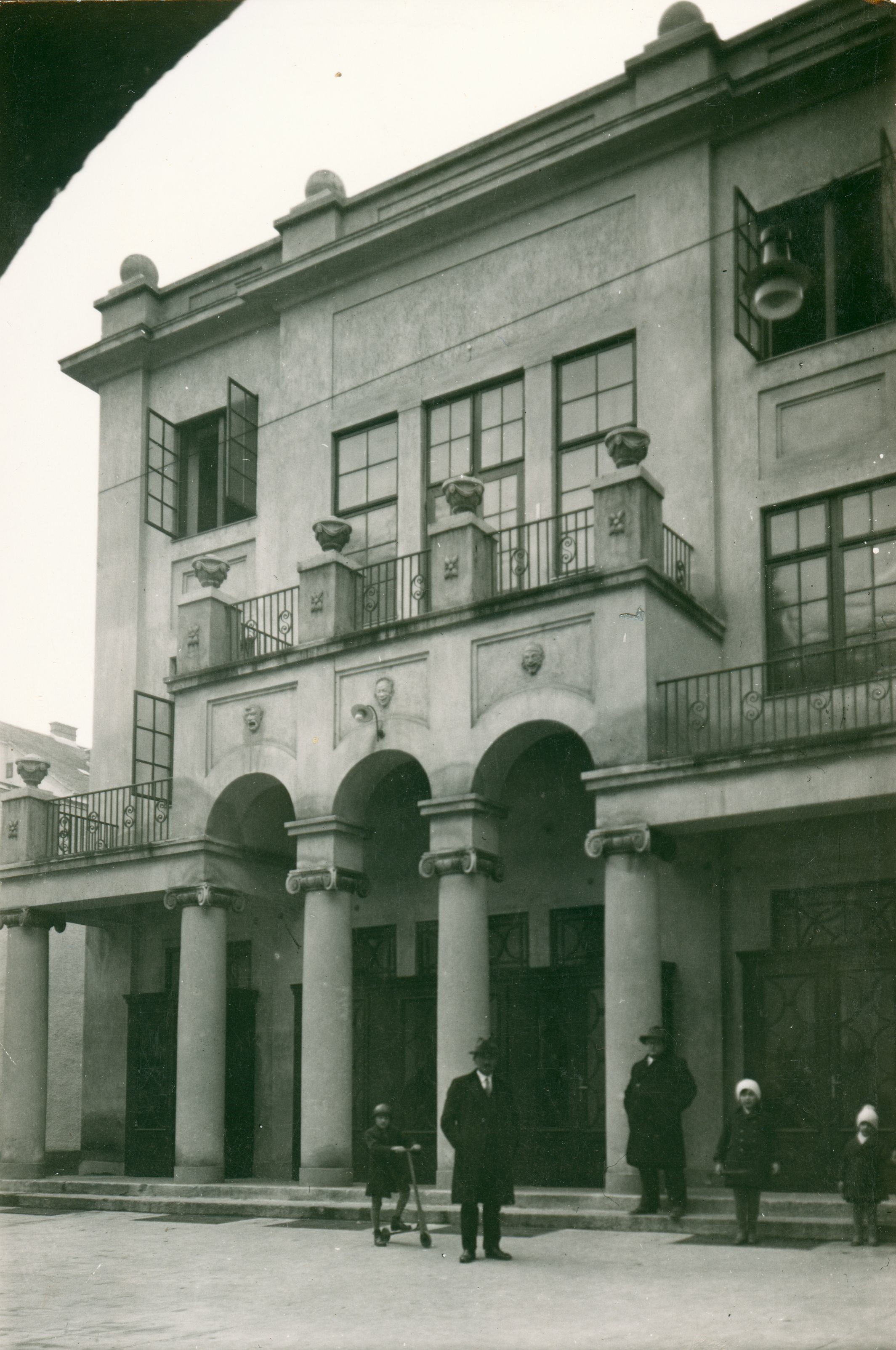 Vladimir Horvat, Zagreb (Frankopanska ulica ) - Malo kazalište