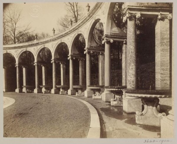 Atget, Jean-Eugène-Auguste, Bosquet de la Colonade, Versailles, France