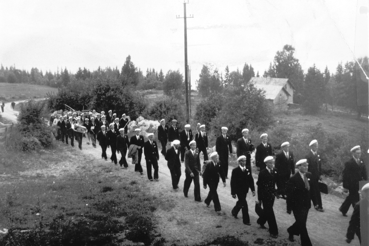 Håkon Prestkværn, Sangerstevne på Ring, ca. 1948-1950. Bildet er tatt ved Nordheim.