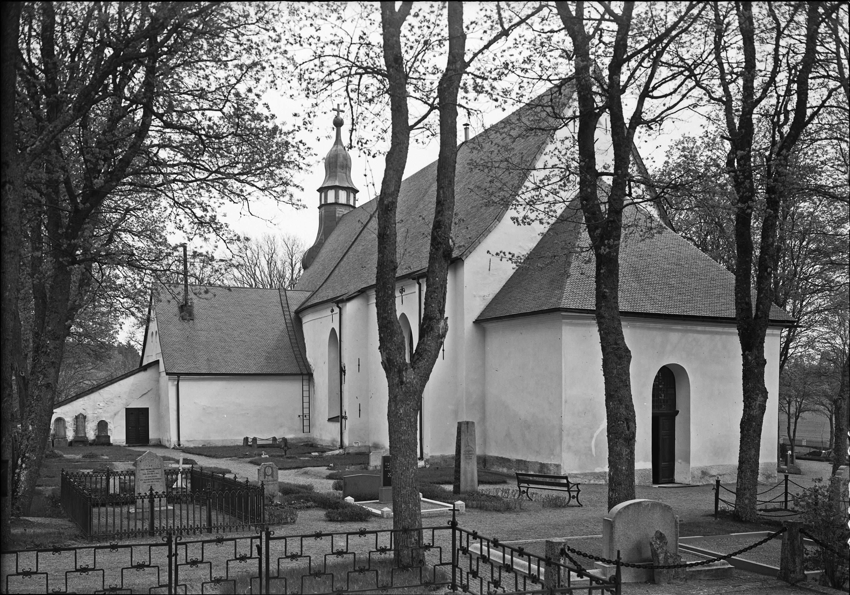 Nils Lagergren, Österåkers kyrka