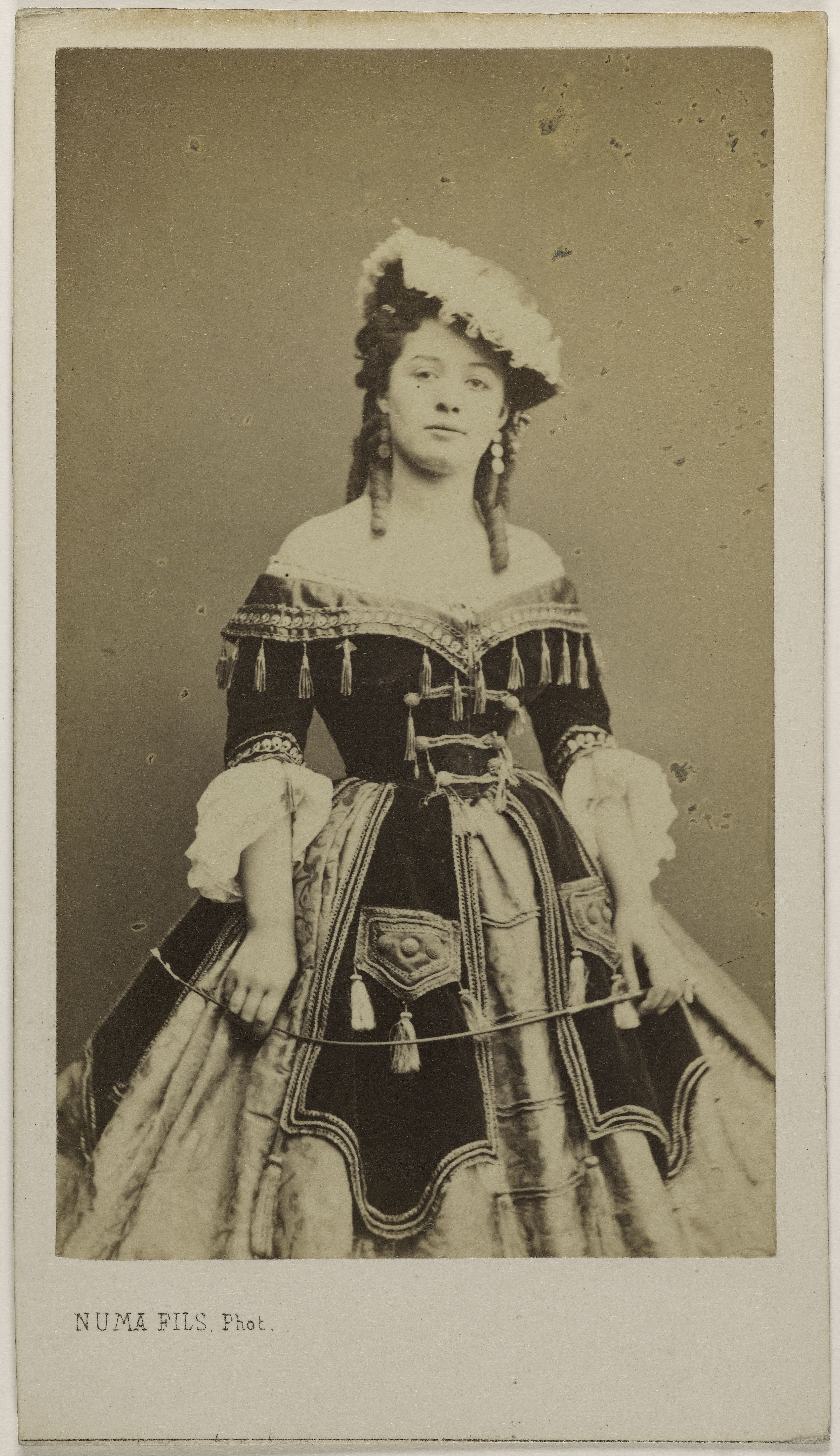Numa Fils, Portrait de Bellamy, Maria, (1835-), (actrice)