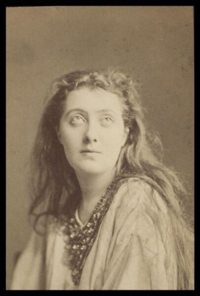 London Stereoscopic and Photographic Company, Guy Little Theatrical Photograph