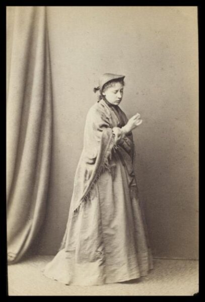 London Stereoscopic and Photographic Company, Guy Little Theatrical Photograph