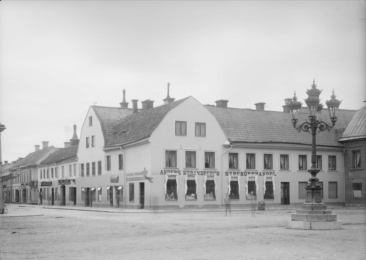 Alfred Dahlgren, The Corner King Bedside Street - the Great Square, with the Rudbeckska estate from the north, Uppsala 1901 - 1902