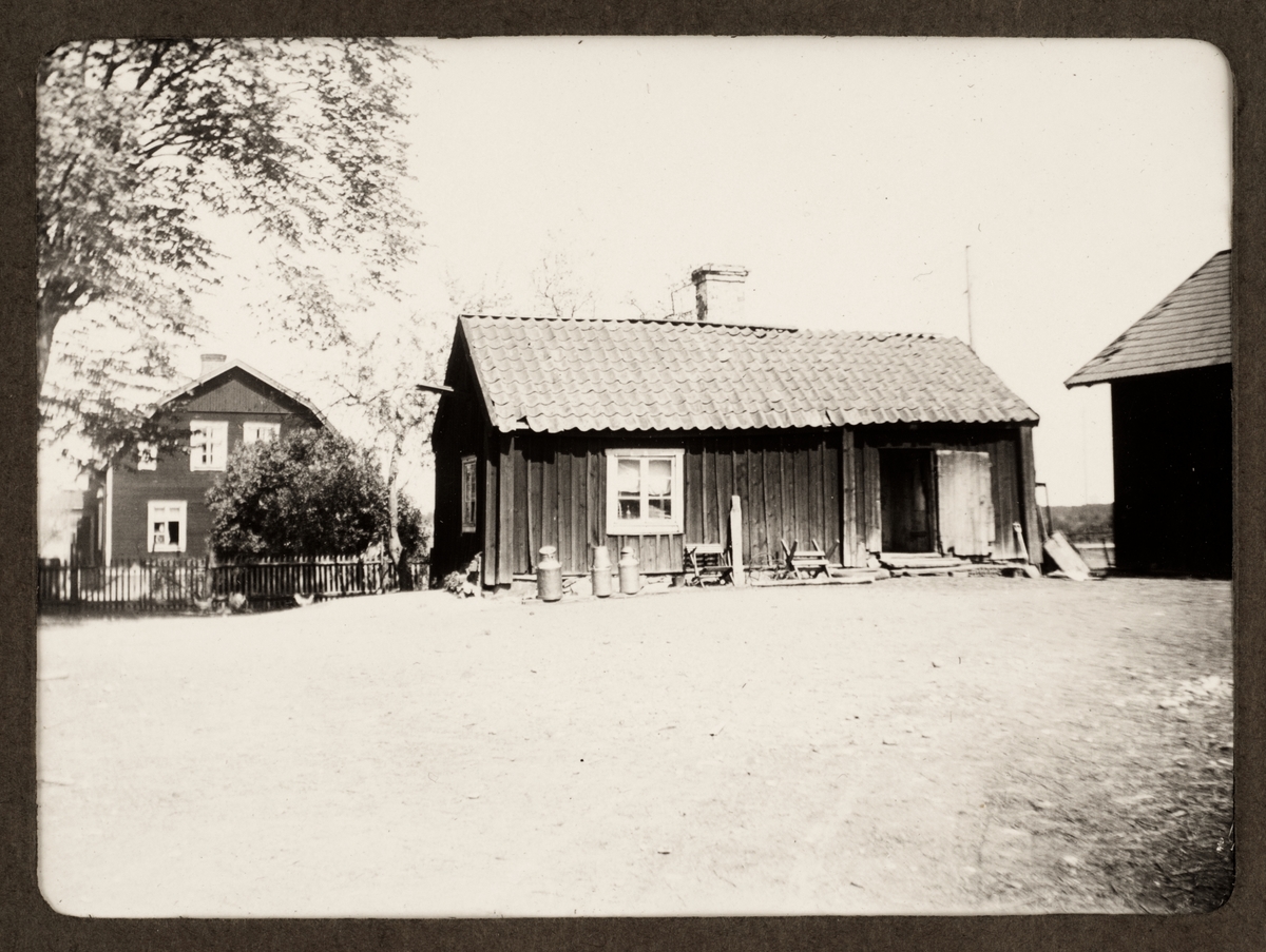 August Fredrik Schagerström, “Old Upsala. Farm in the Church Village” 1929