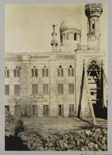 K.A.C. Creswell, The madrasa of al-Mu‘ini, Damietta