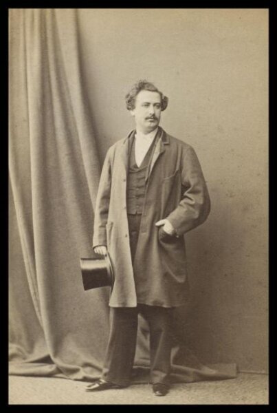 London Stereoscopic and Photographic Company, Guy Little Theatrical Photograph