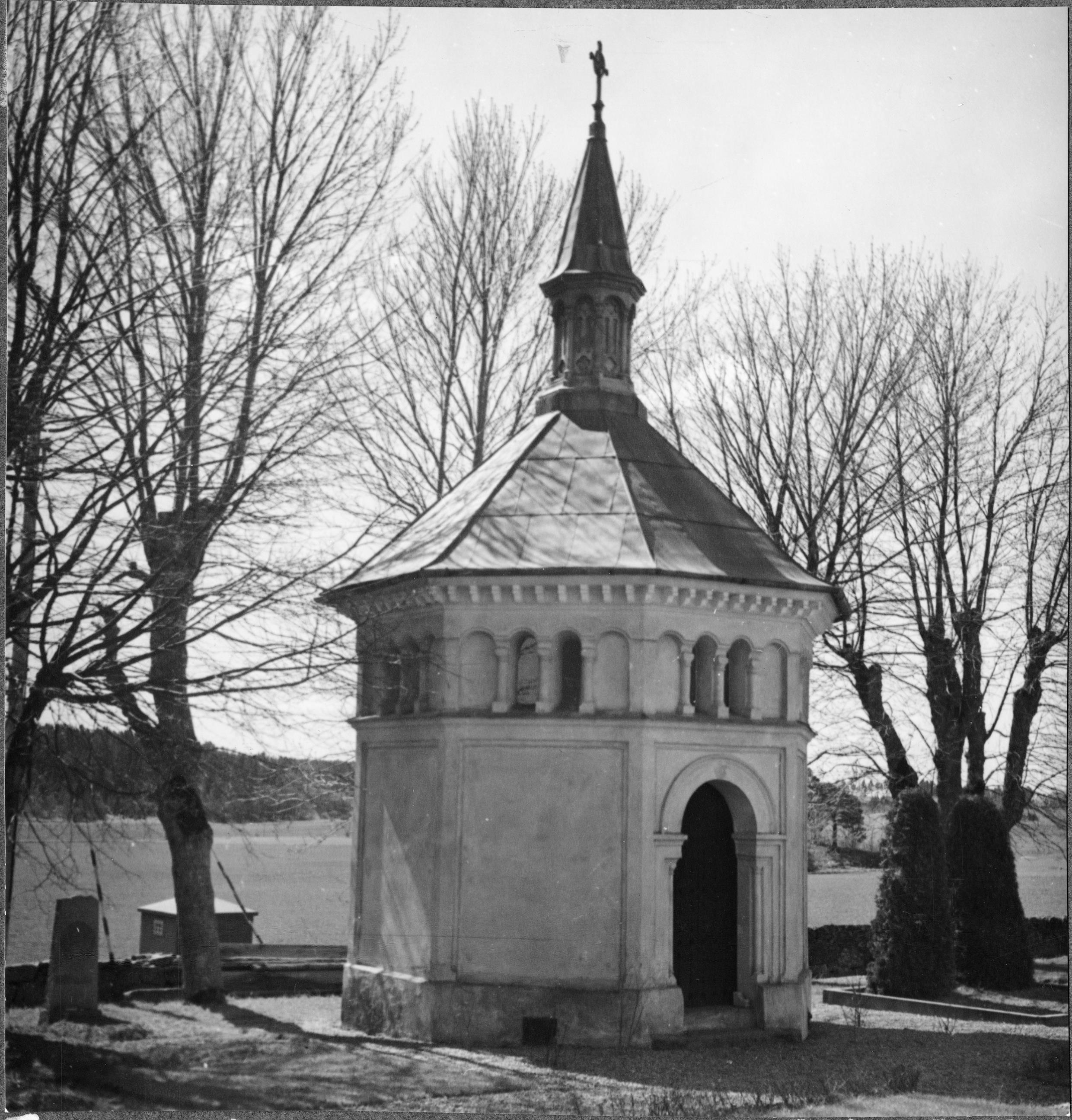 Nils Lagergren, Låssa kyrka