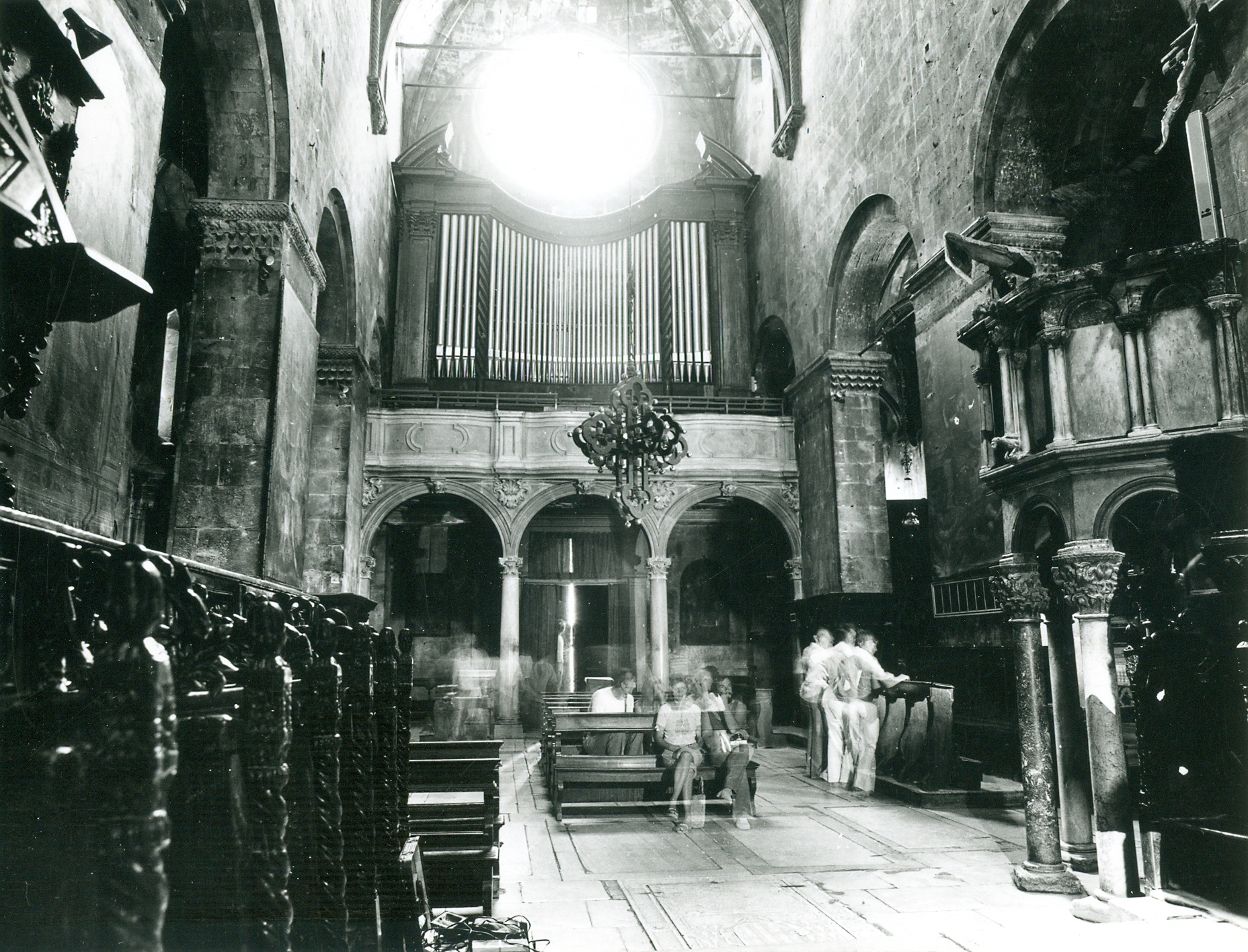 Nino Vranić, Trogir (Trogir) - Katedrala Sv. Lovre (Sv. Ivana Trogirskog) - Smještaj u prostoru