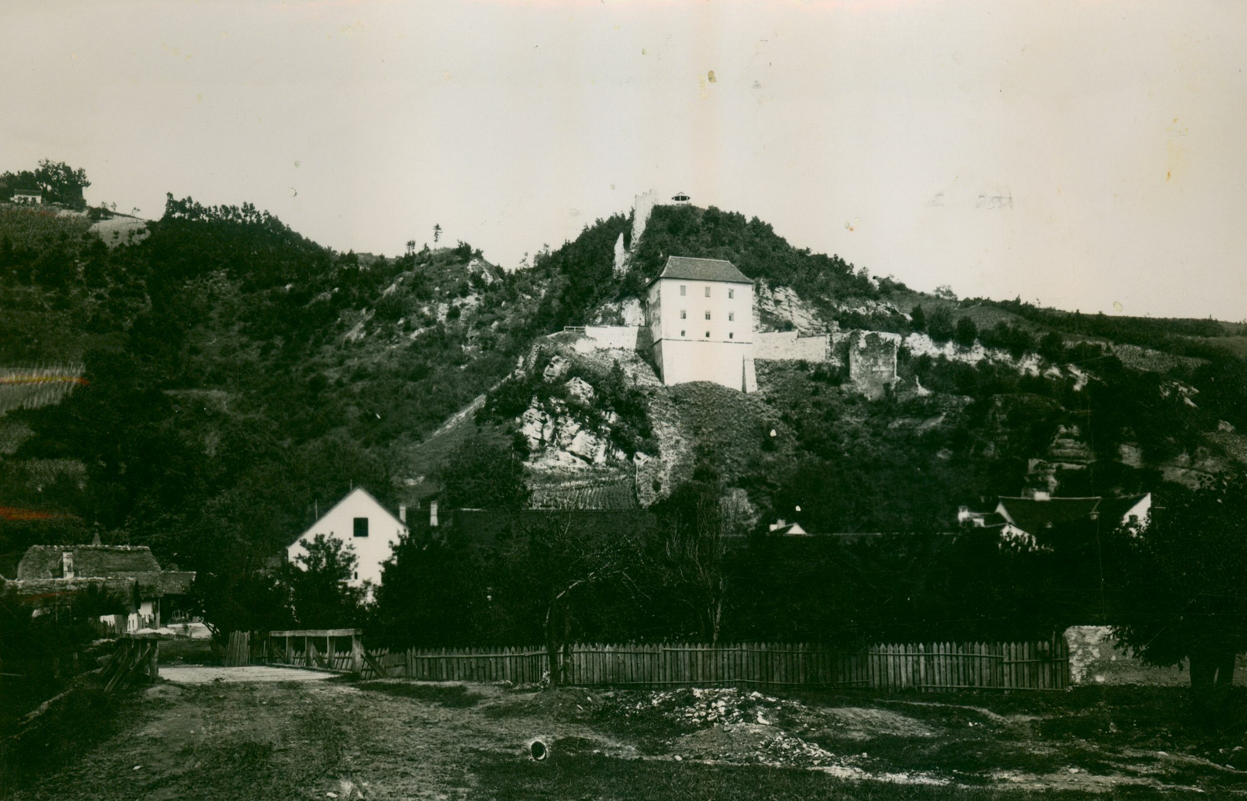 Josip Brunšmid, Krapina - veduta s kompleksom staroga grada