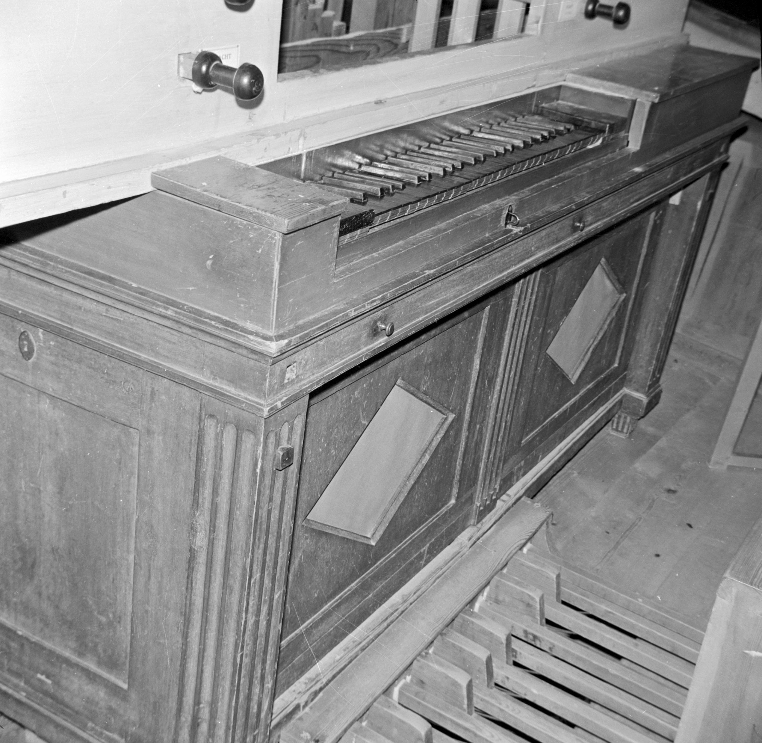 Reine Axel Unnerbäck, Trönö gamla kyrka