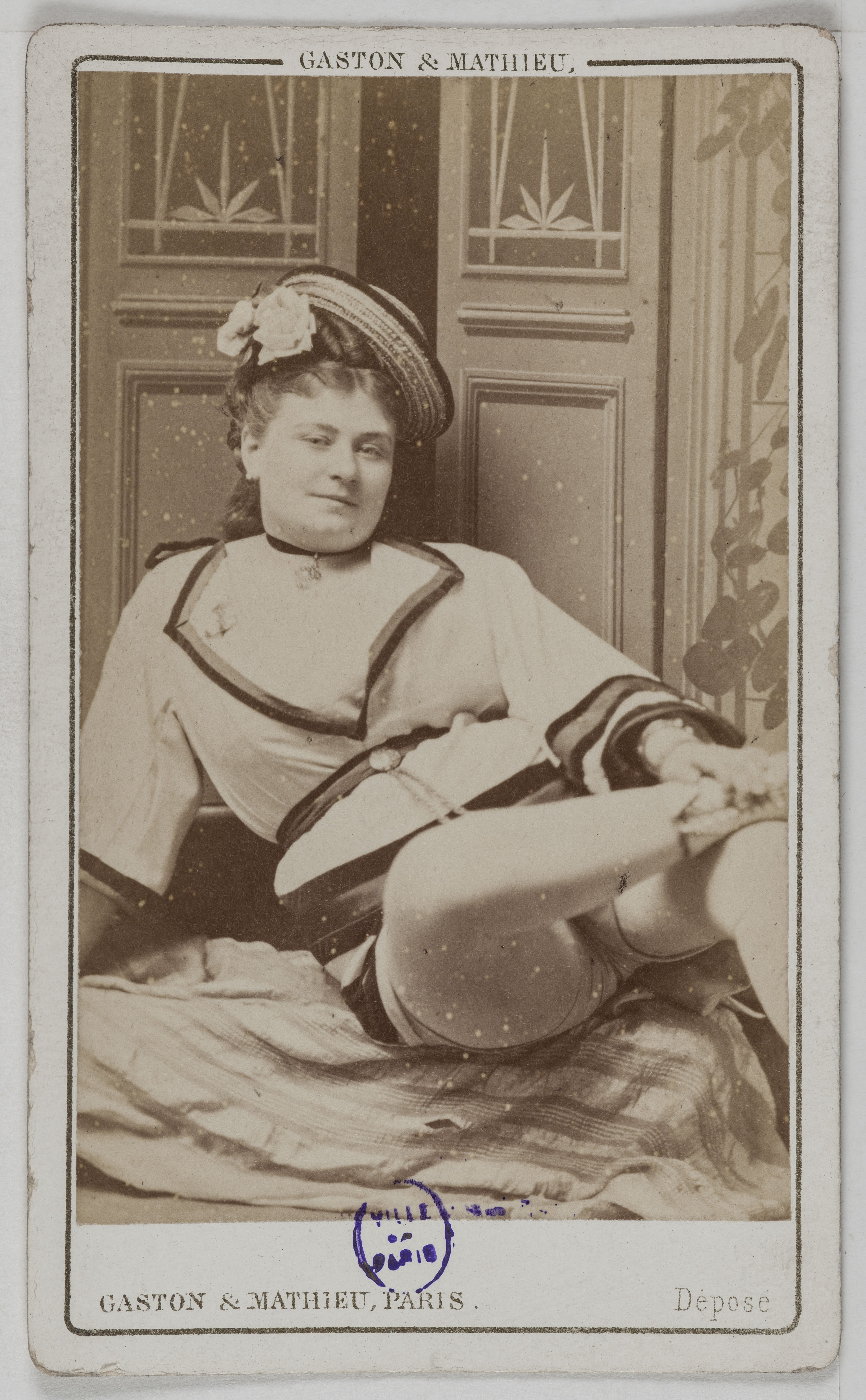 Gaston & Mathieu, Portrait de Lydie, (actrice)