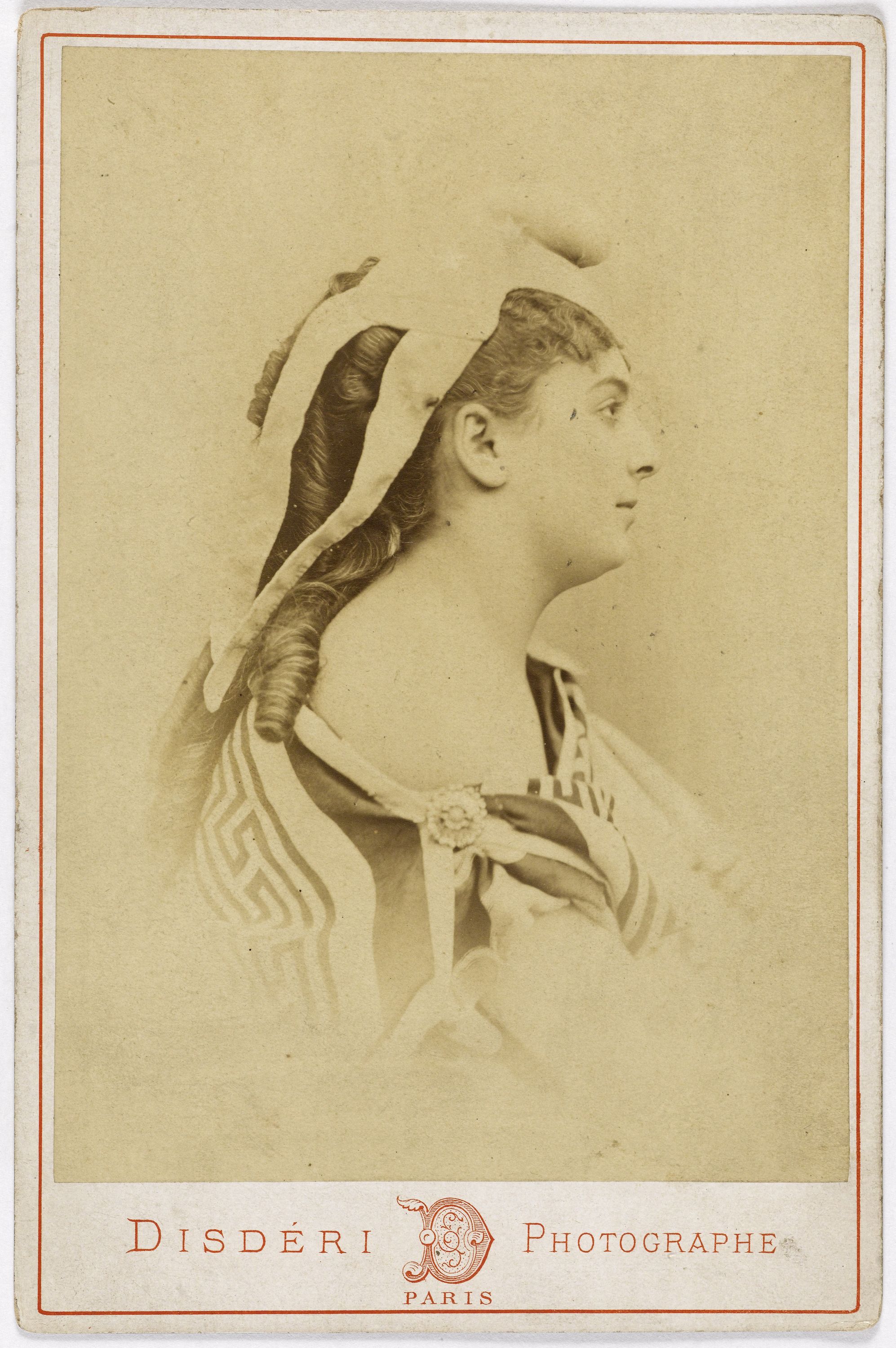 André-Adolphe-Eugène Disdéri, Portrait de Régnault (Alice Augustine Alexandrine Toulet, dame Octave Mirbeau, dite), (1849-1931), actrice de théâtre entre 1869 et 1880.