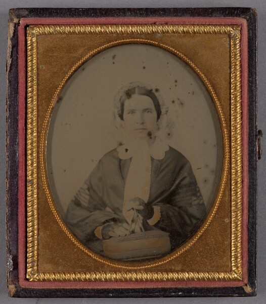 Unknown, [Portrait of a Seated Woman in Bonnet Holding Her Purse]