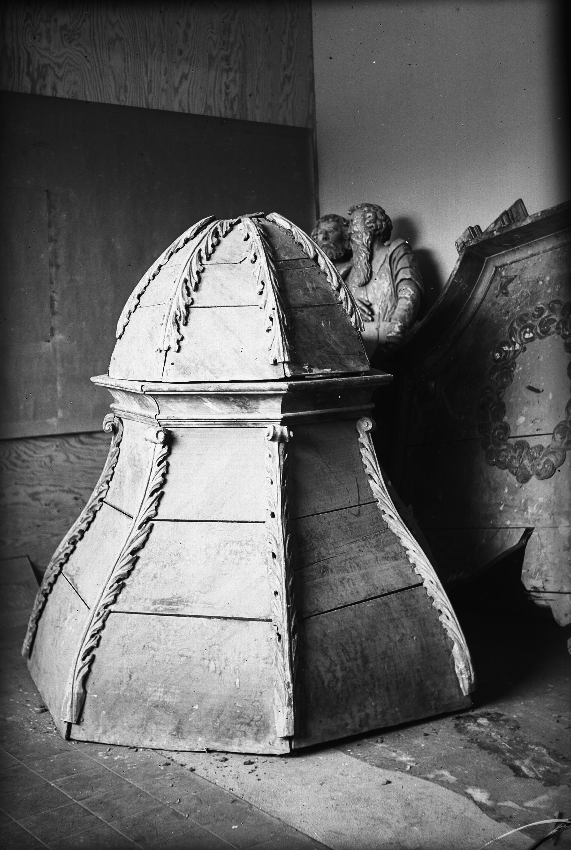 Olle Hellström, Skara domkyrka (Sankta Maria kyrka)