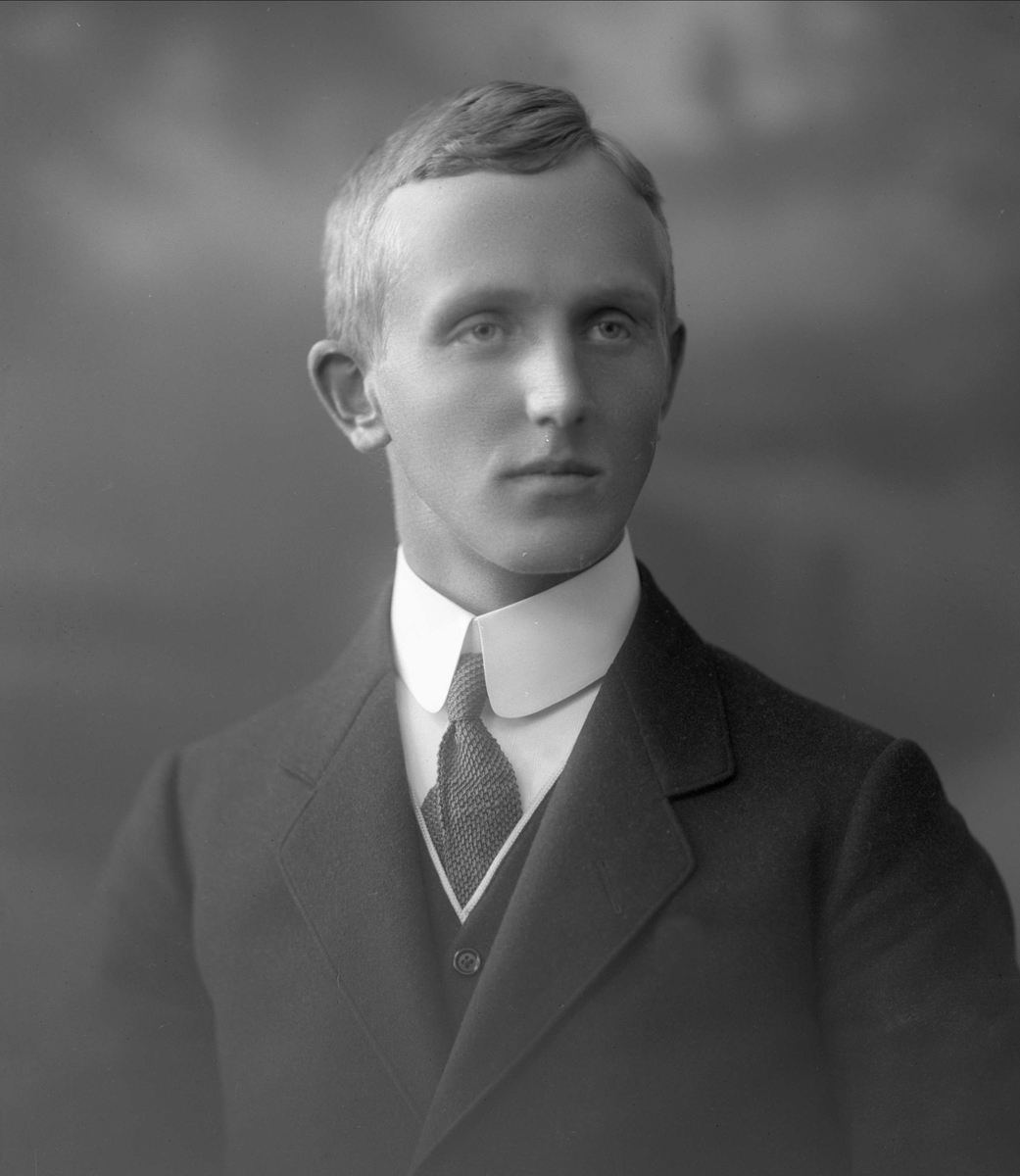 Gustav Borgen, NFB.48883