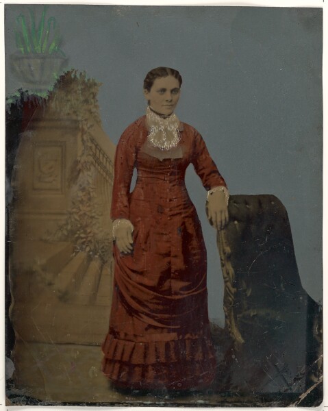 Unknown, [Portrait of young woman]