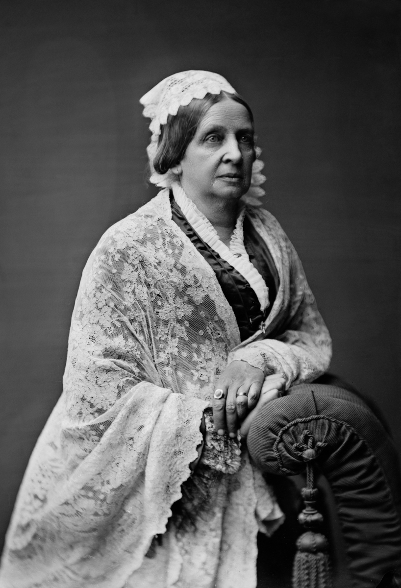 Maria Tesch, Porträttfotografi av okänd dam. Foto: Maria Tesch. Fotograferad i Maria Teschs ateljé som fanns i Linköping åren 1873 - 1936. Digitaliserad efter original glasnegativ som förvaras på Stiftsbiblioteket /Linköpings stadsbibliotek.
