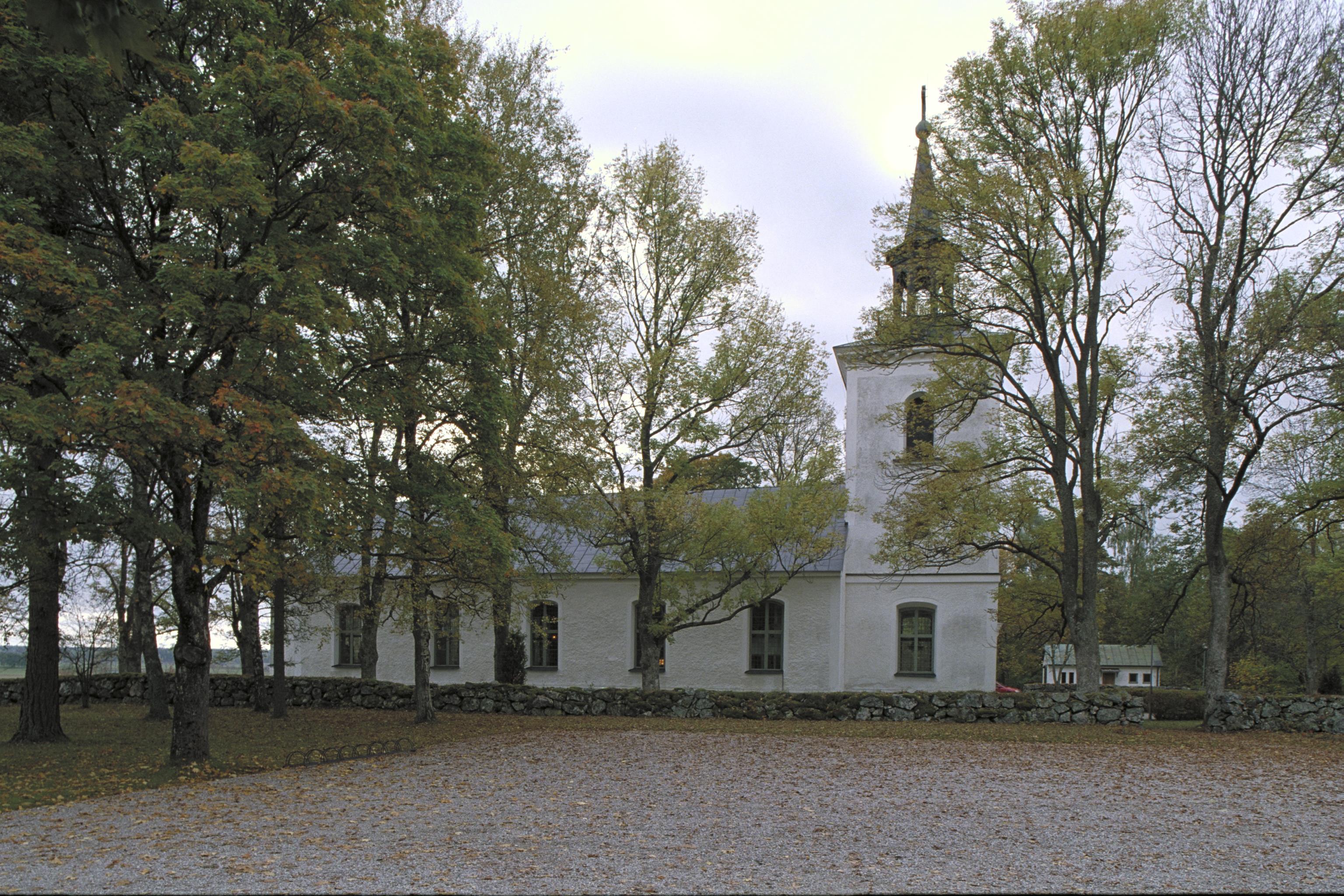 Bengt A Lundberg, Stenkvista kyrka