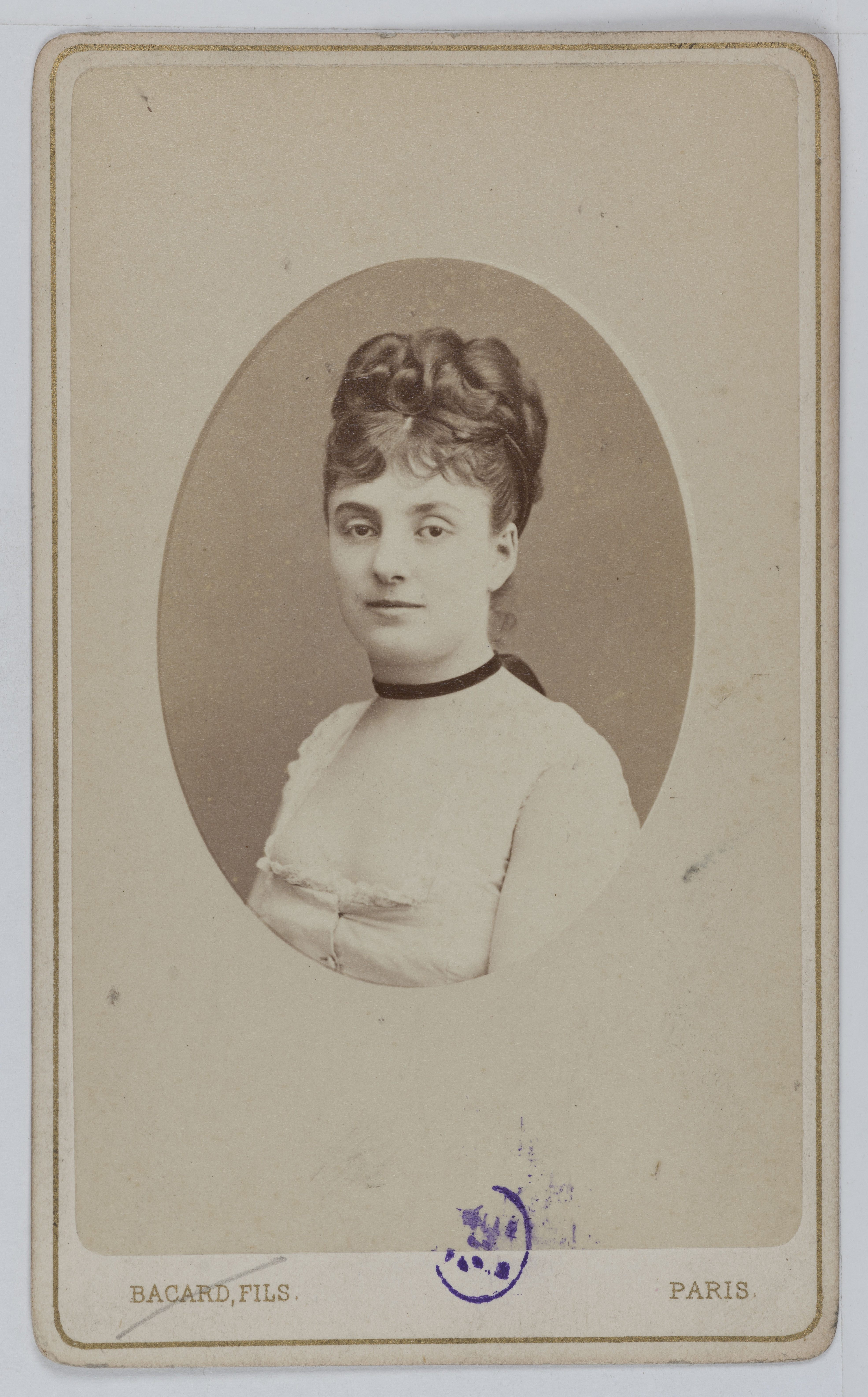 Bacard Fils, Portrait d'Augustine-Alexandrine Toulet (1849-1931), dite Alice Regnault, actrice de théâtre entre 1869 et 1880.