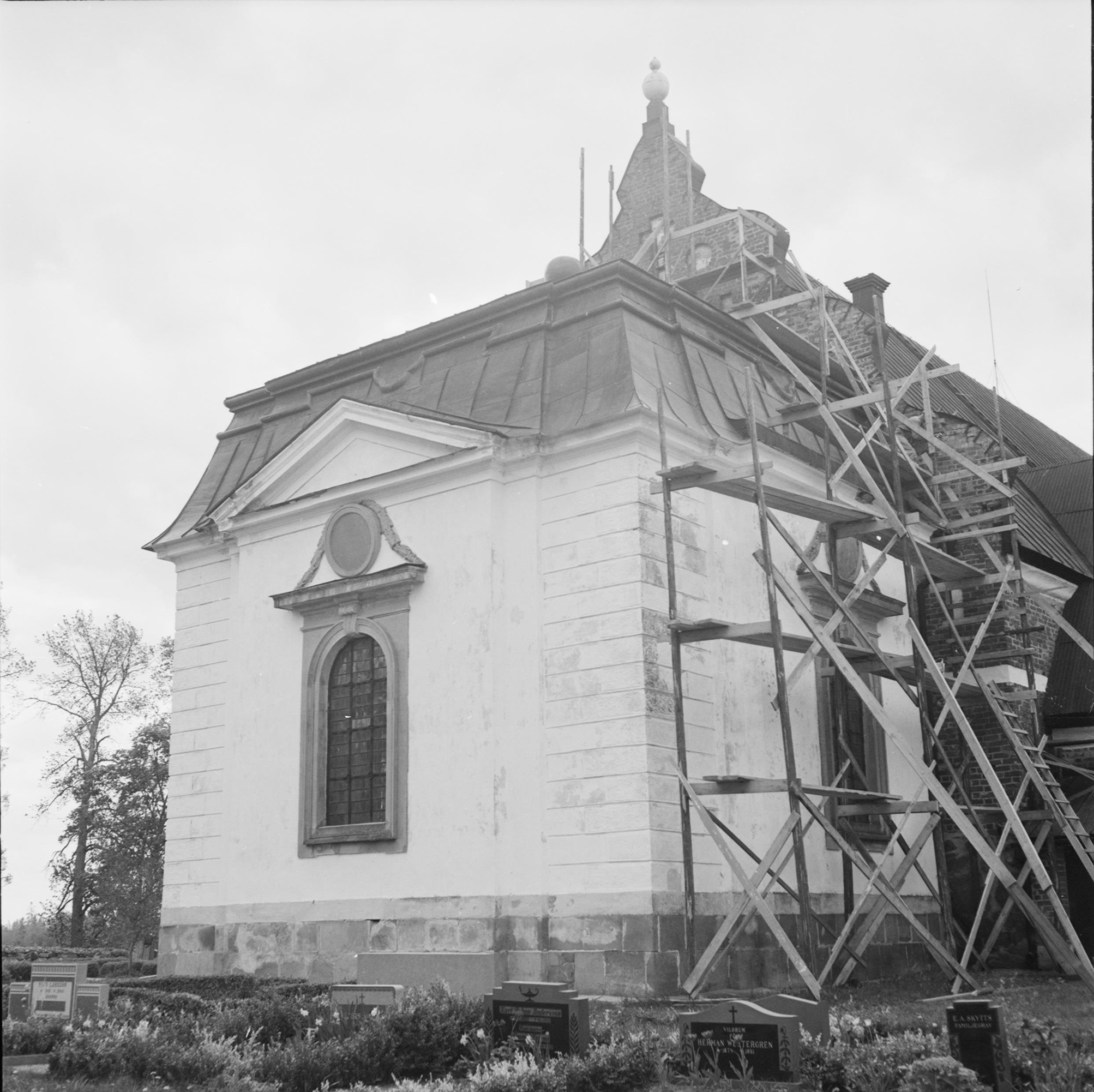 Åke Nisbeth, Österlövsta kyrka