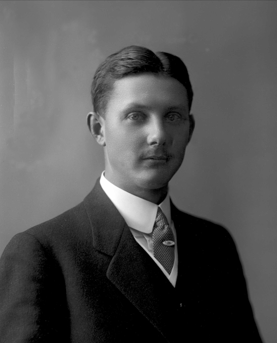 Gustav Borgen, NFB.12887