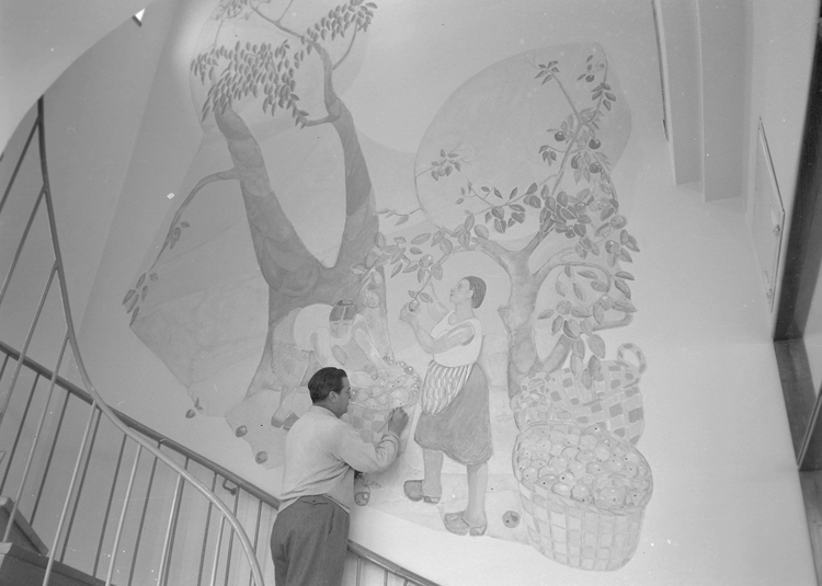 Alvar Clevfors, "Konstnären G. Fougstedt. Ulrikedal. Målar vägg. PLM. 1952.11"