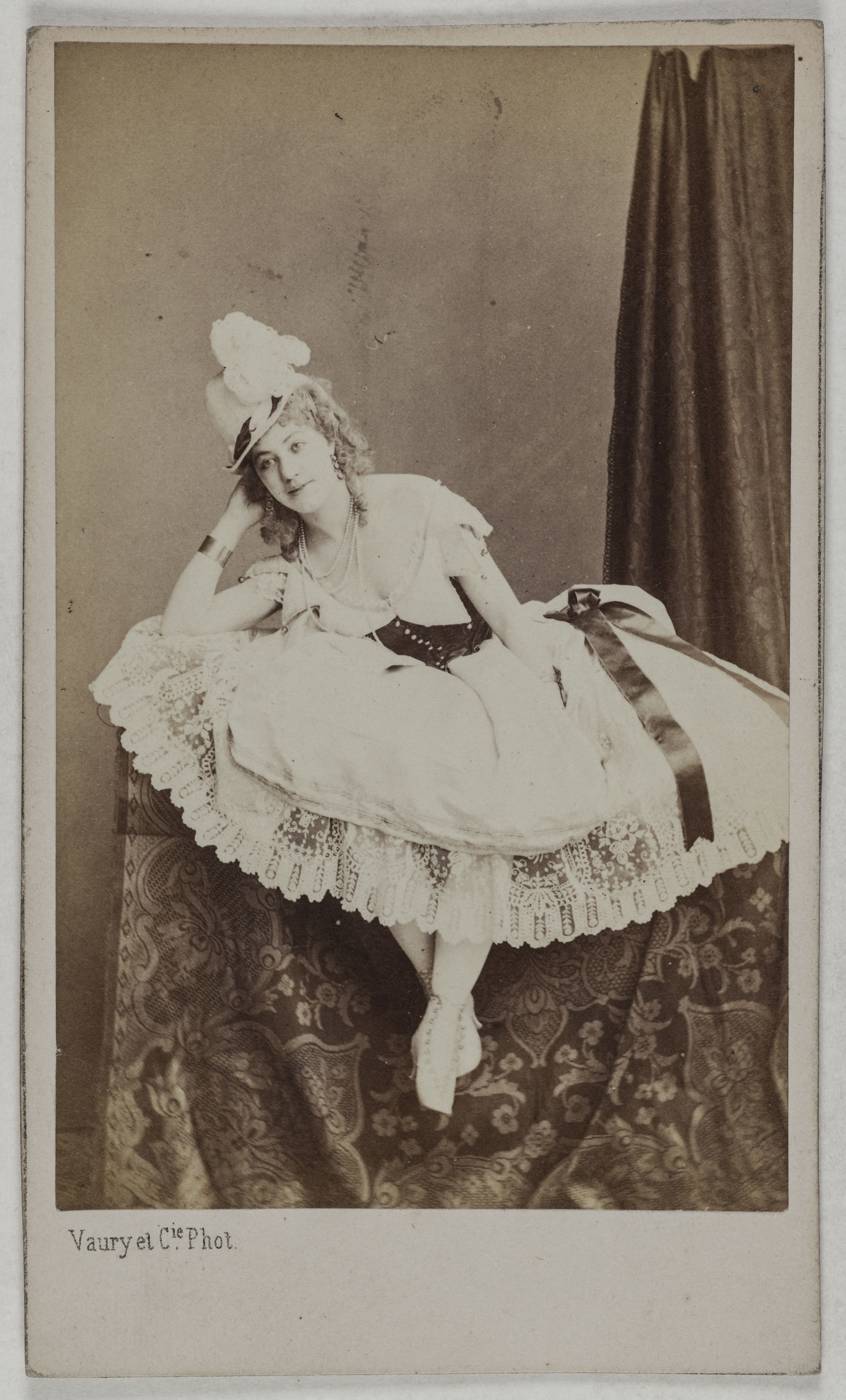 Vaury et Cie, Portrait de Dica-Petit, (née Déodice Petit), (v. 1841-1855), (actrice)