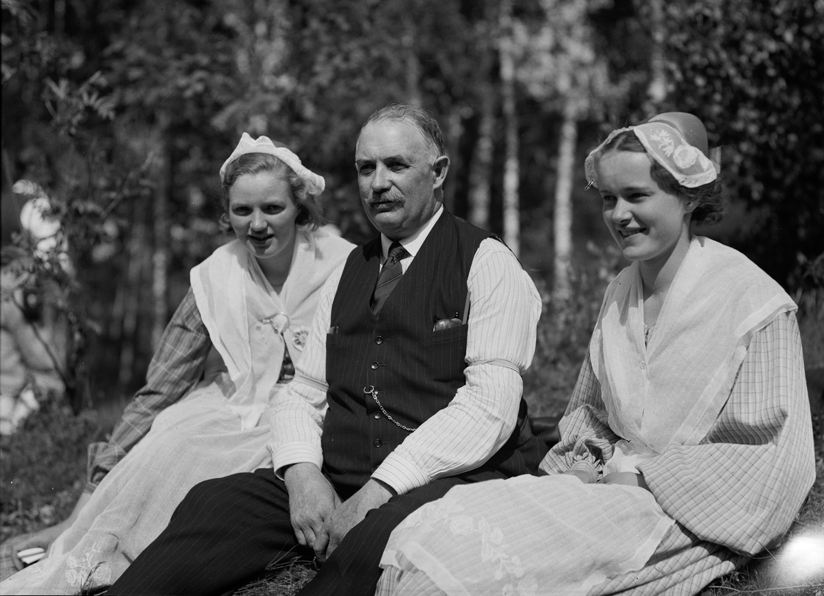 Paul Sandberg, “Ministerial candidate Pehrsson in Bramstorp nice flanked” at the Swedish Rural Youth Federation’s National Council in Old Uppsala