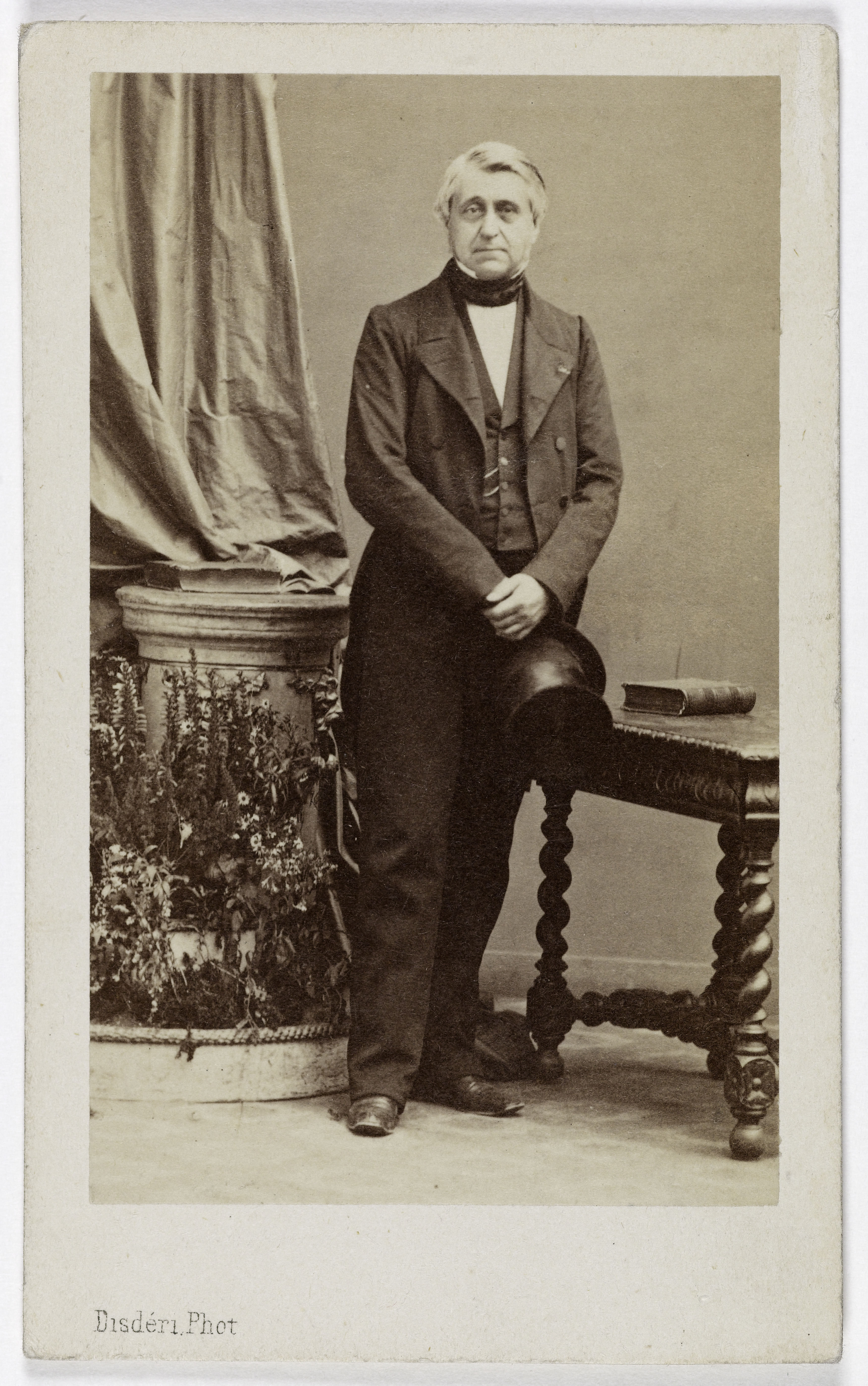 André-Adolphe-Eugène Disdéri, Portrait d'Henri André Duméril (1812-1870), (savant, professeur de zoologie)