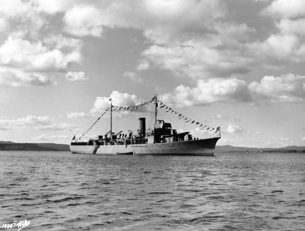 Anders Beer Wilse, Marinen