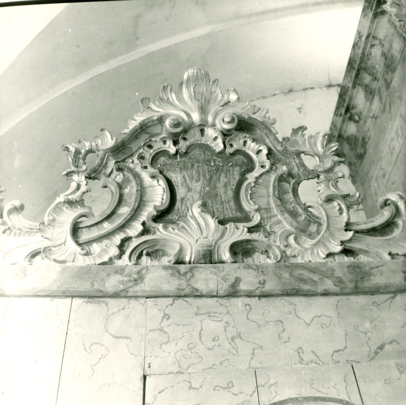 Nino Vranić, Čazma (Čazma) - Župna crkva Sv. Marije Magdalene - Detalj dekoracije kućišta
