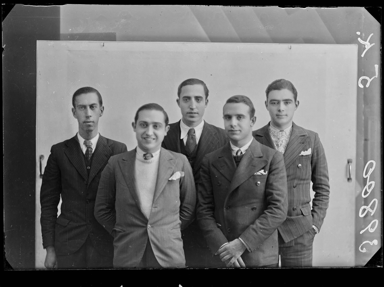 Desconegut, [Retrat de grup]