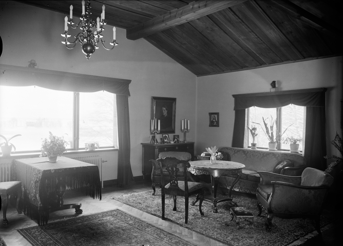 Paul Sandberg, Bostadsinteriör - byggmästaren Anders Diös villa, Vårdsätravägen, kvarteret Aspen, Graneberg, Sunnersta, Uppsala 1935