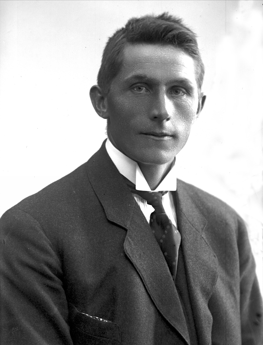 Gustav Borgen, NFB.28645