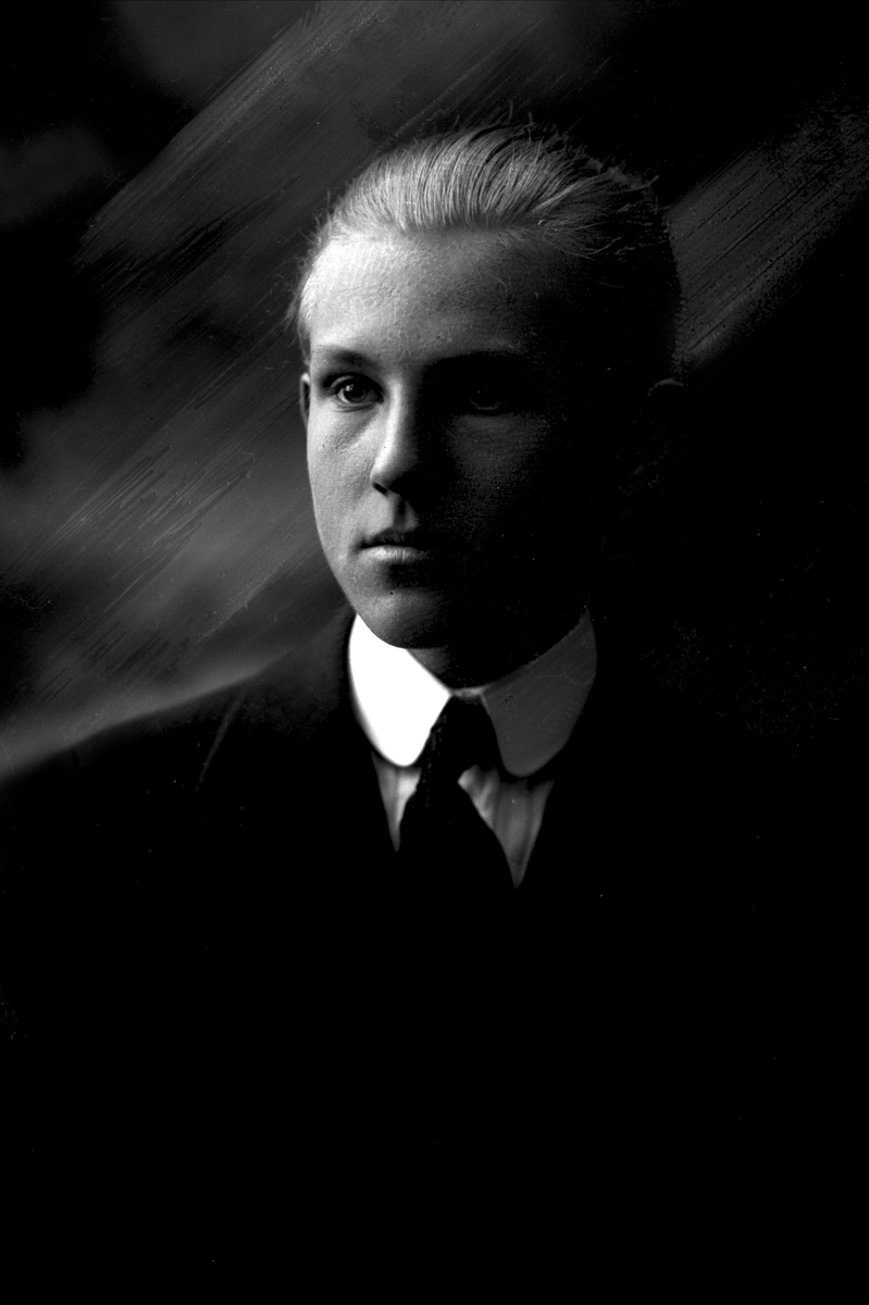 Gustav Borgen, NFB.05858