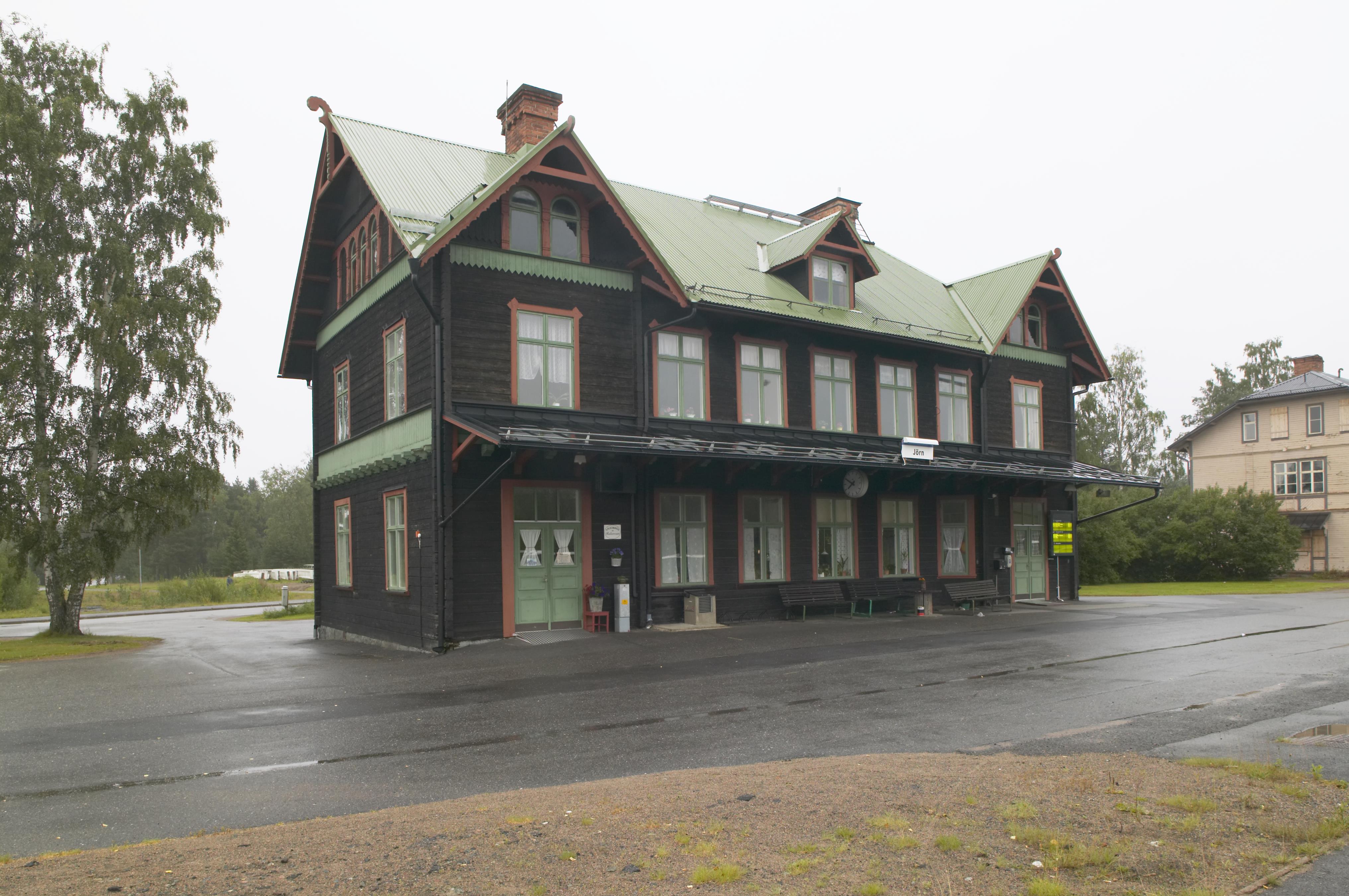 Bengt A Lundberg, Stationshuset i Jörn