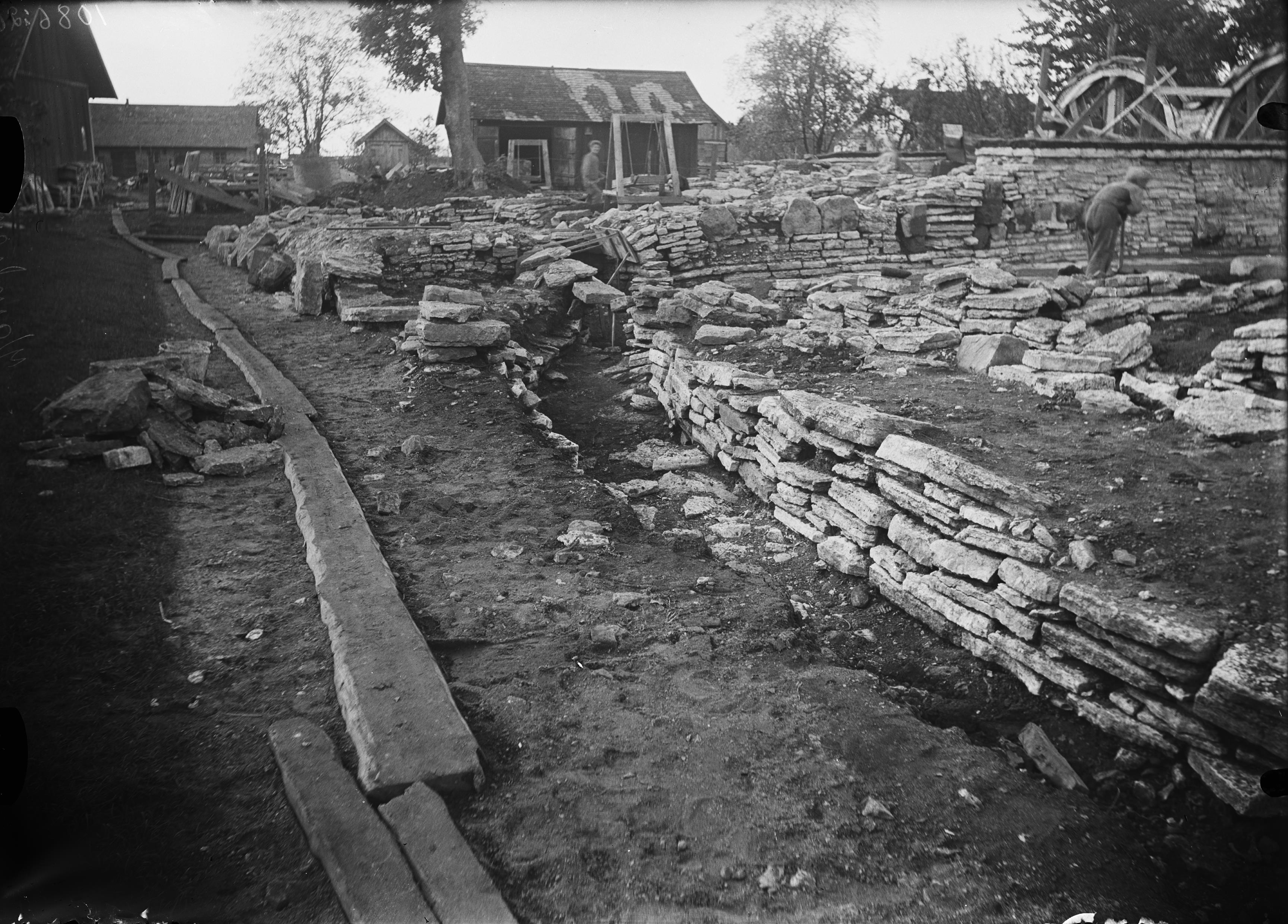 Axel Forssén, Varnhems klosterruin
