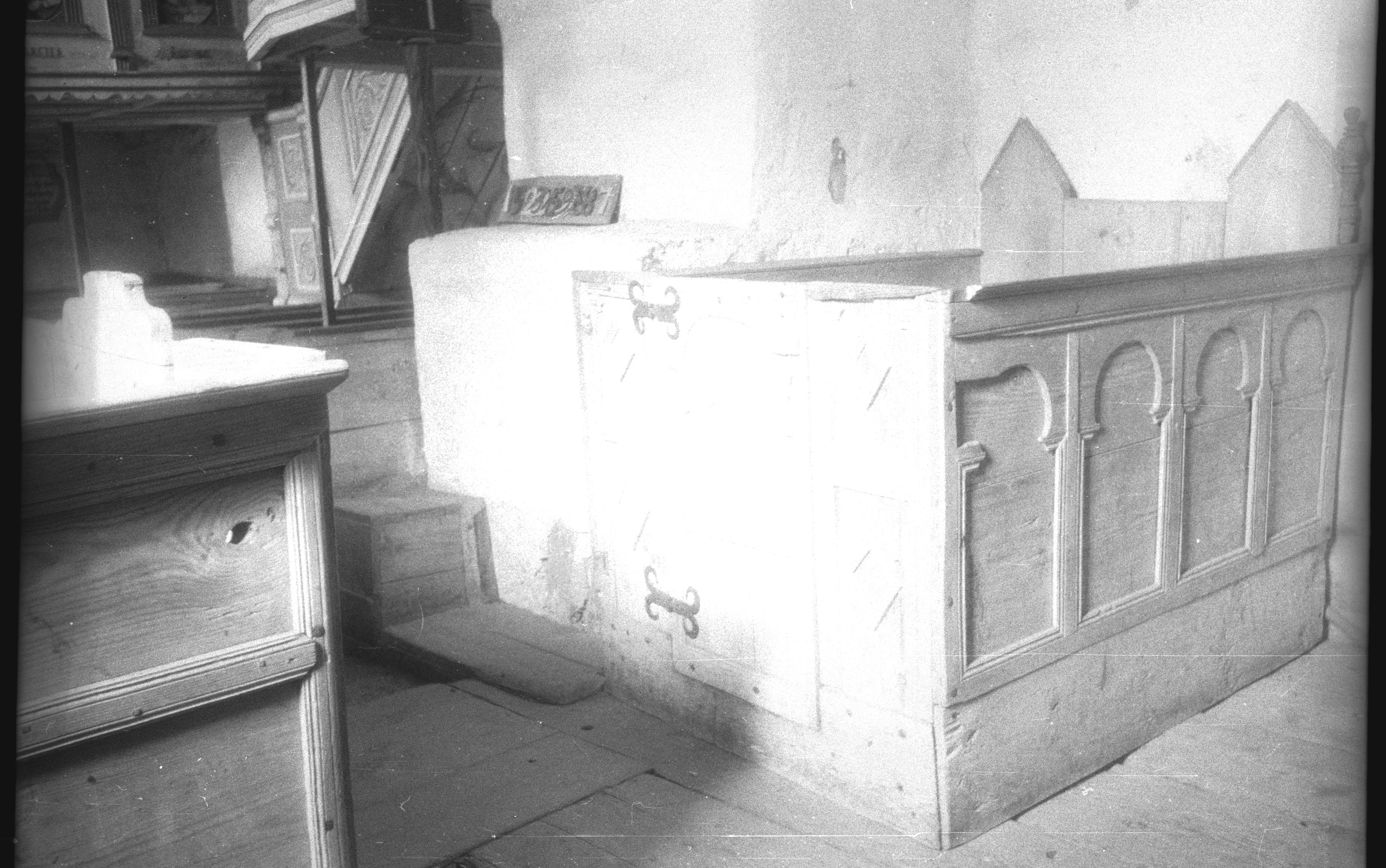 Berit Wallenberg, Suntaks gamla kyrka
