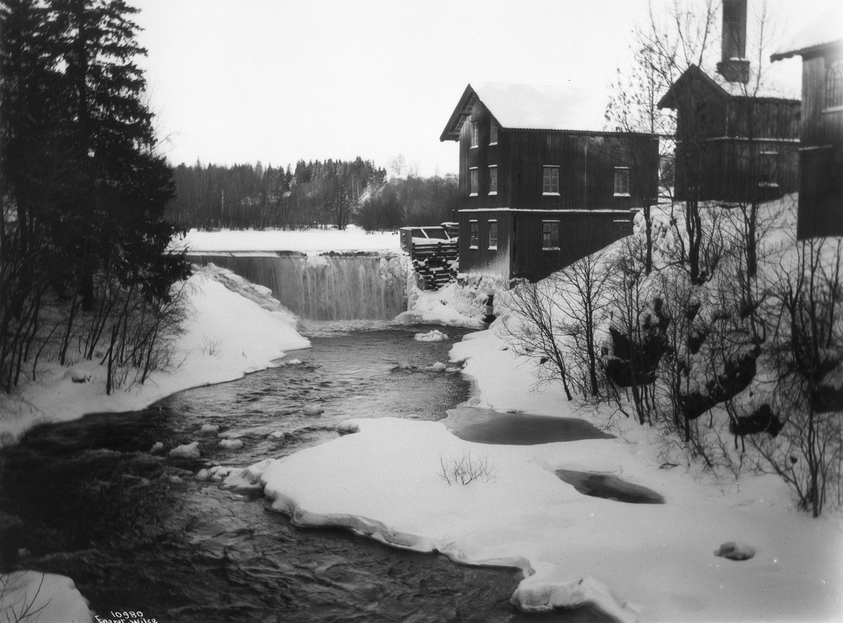 Anders Beer Wilse, Prot: Lysakerelven med Foss og gammel Mølle 29/12 1909