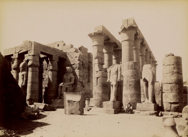 Antonio Beato, [North Side of the Temple of Amenhotep at Luxor] / [Luxor, Temple d'Amenoflin Cote Nord]