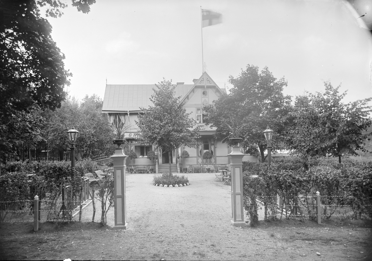 Henri Osti's Fotografiateliér, Grindstugan, Kåbo, Uppsala 1899